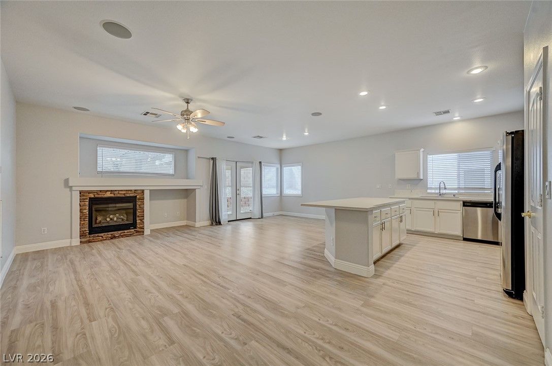 10661 Bardilino Street — photo 5