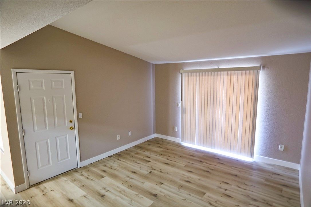 5055 West Hacienda Avenue 2017 — photo 2