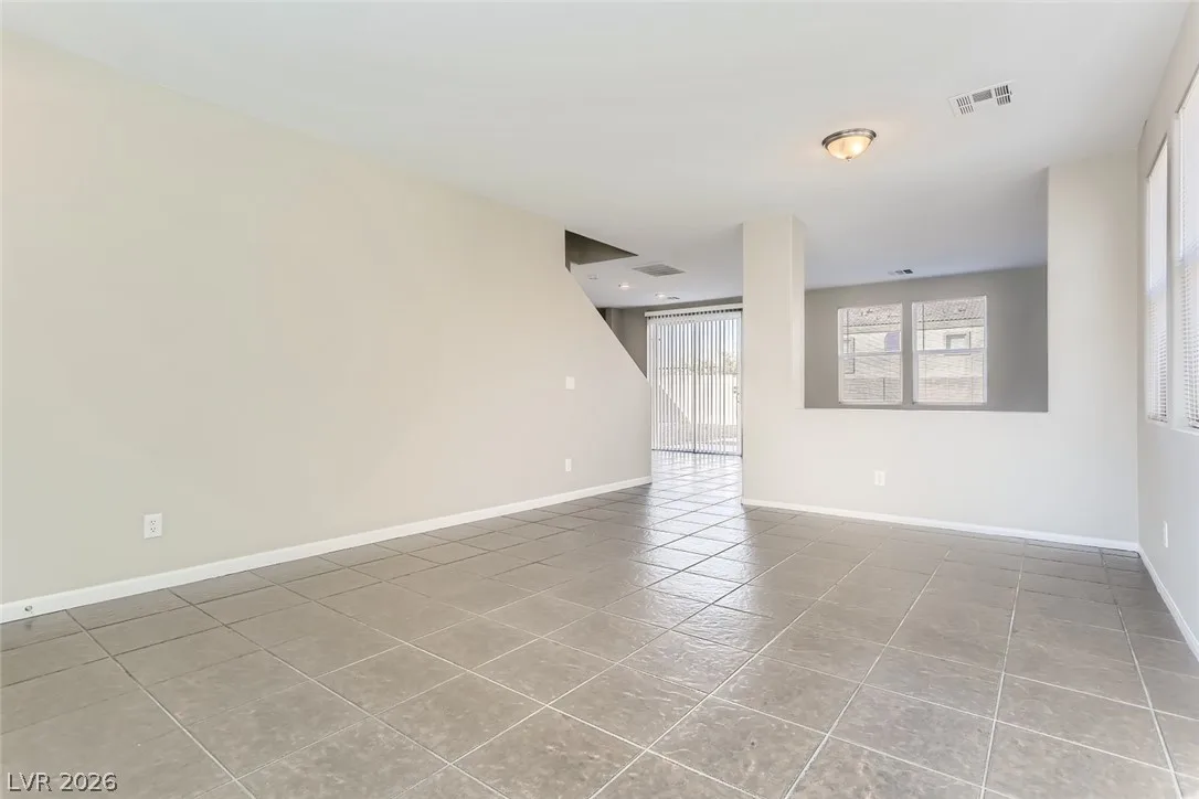3528 Colby Creek Avenue — photo 2