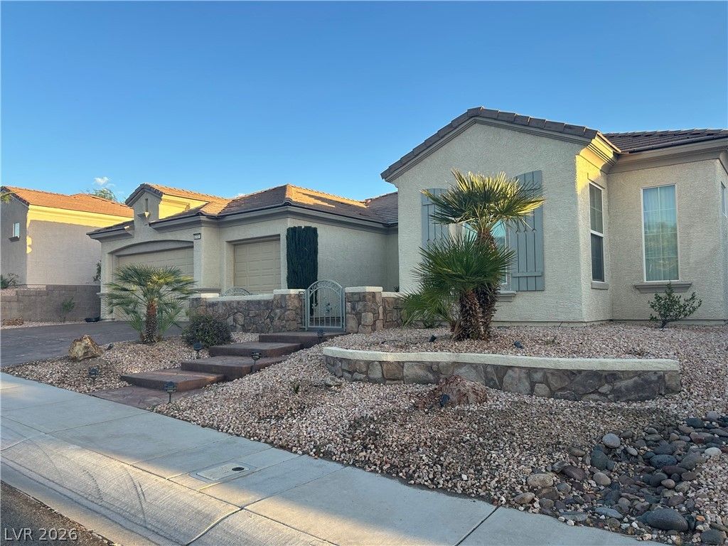 2727 White Sage Drive — photo 1