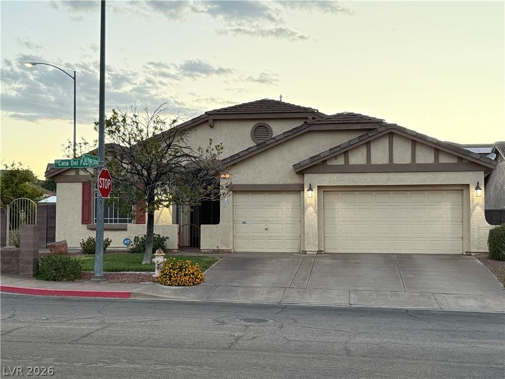 79 Casa Del Fuego Street — photo 1