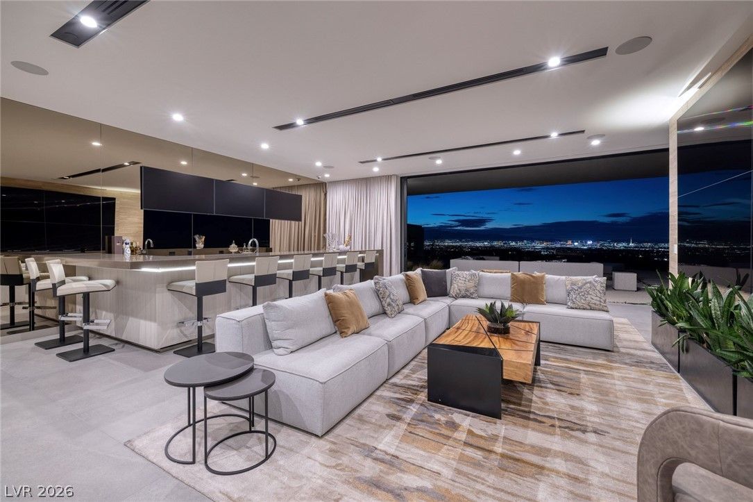 705 Dragon Peak Drive — photo 4