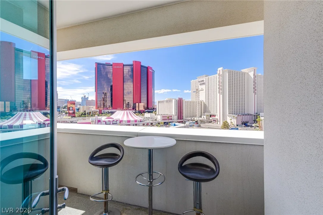 2700 Las Vegas Boulevard 811 — photo 3
