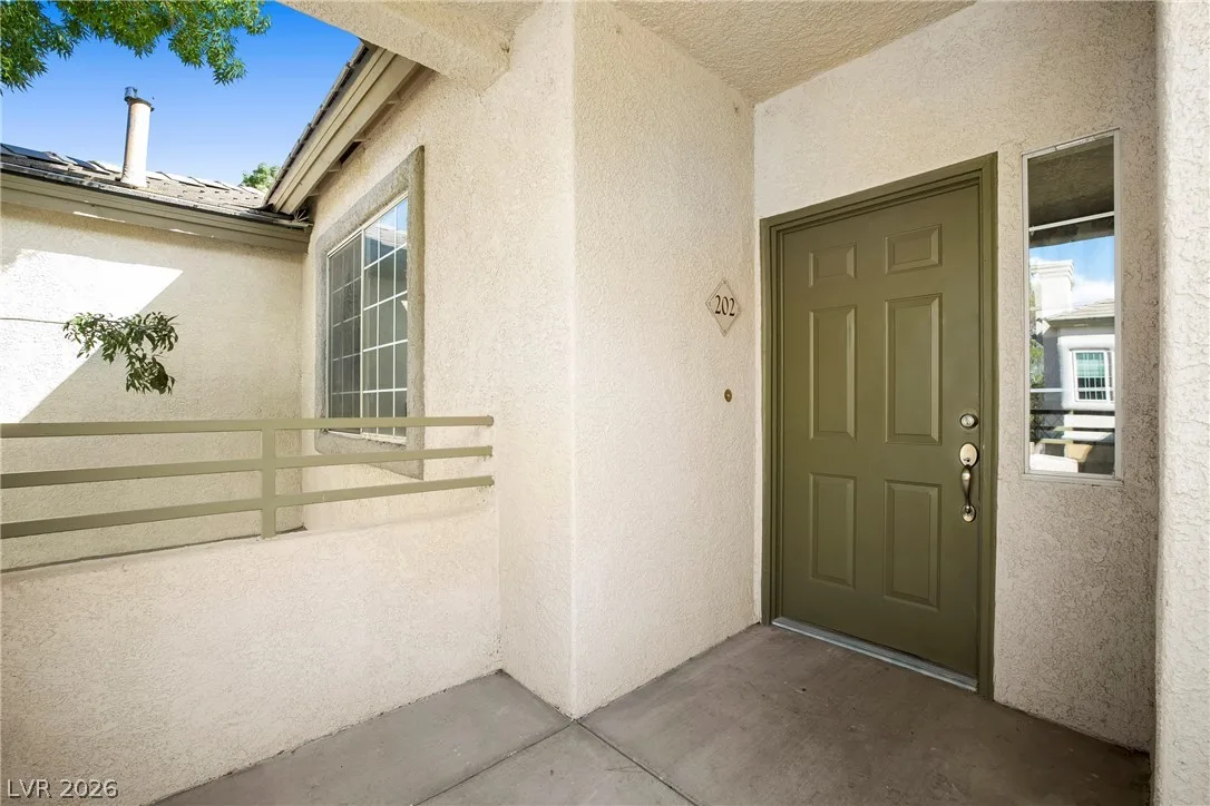 10217 King Henry Avenue 202 — photo 3