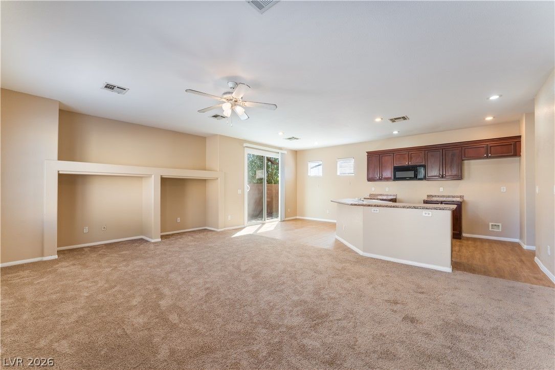 8121 Retriever Avenue — photo 3 of 21