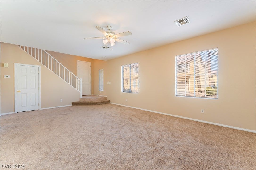 8121 Retriever Avenue — photo 4 of 21