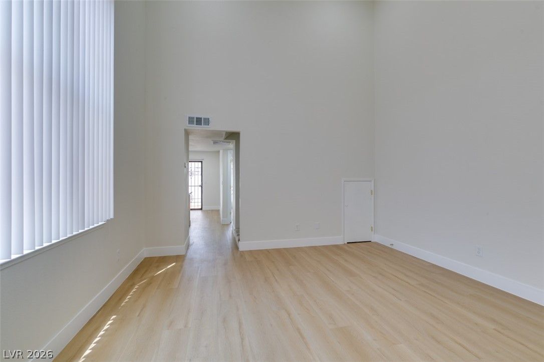 1219 Mews Lane — photo 3