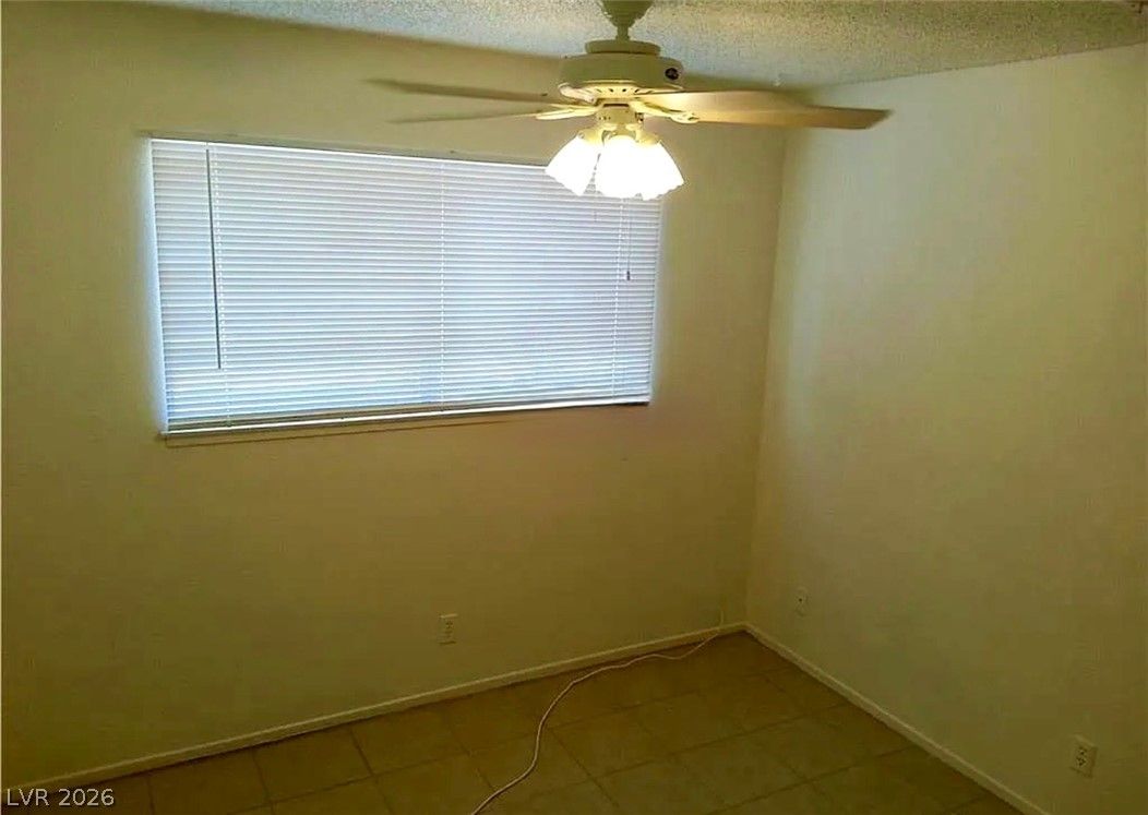 7120 Pinedale Avenue — photo 4 of 7