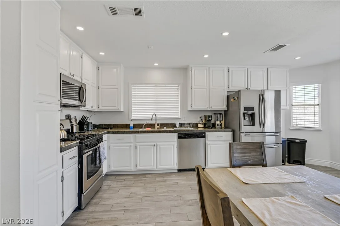 1828 Escondido Terrace — photo 4