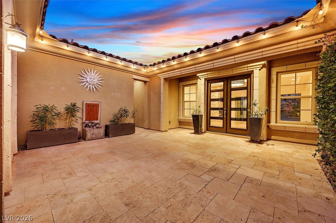 21 GRAND MASTERS Drive — photo 4