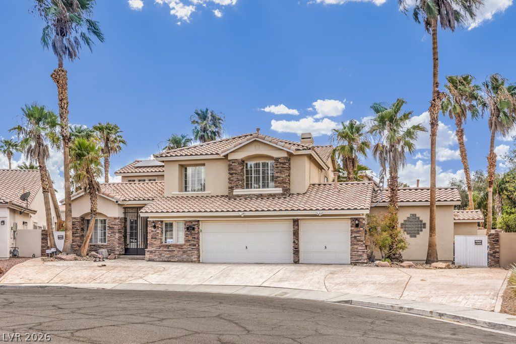 255 El Camino Verde Street — photo 2