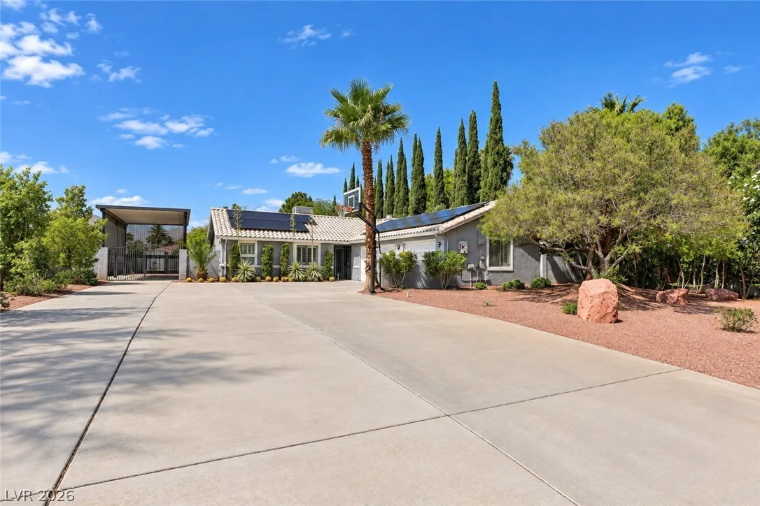 4945 North Valadez Street — photo 4