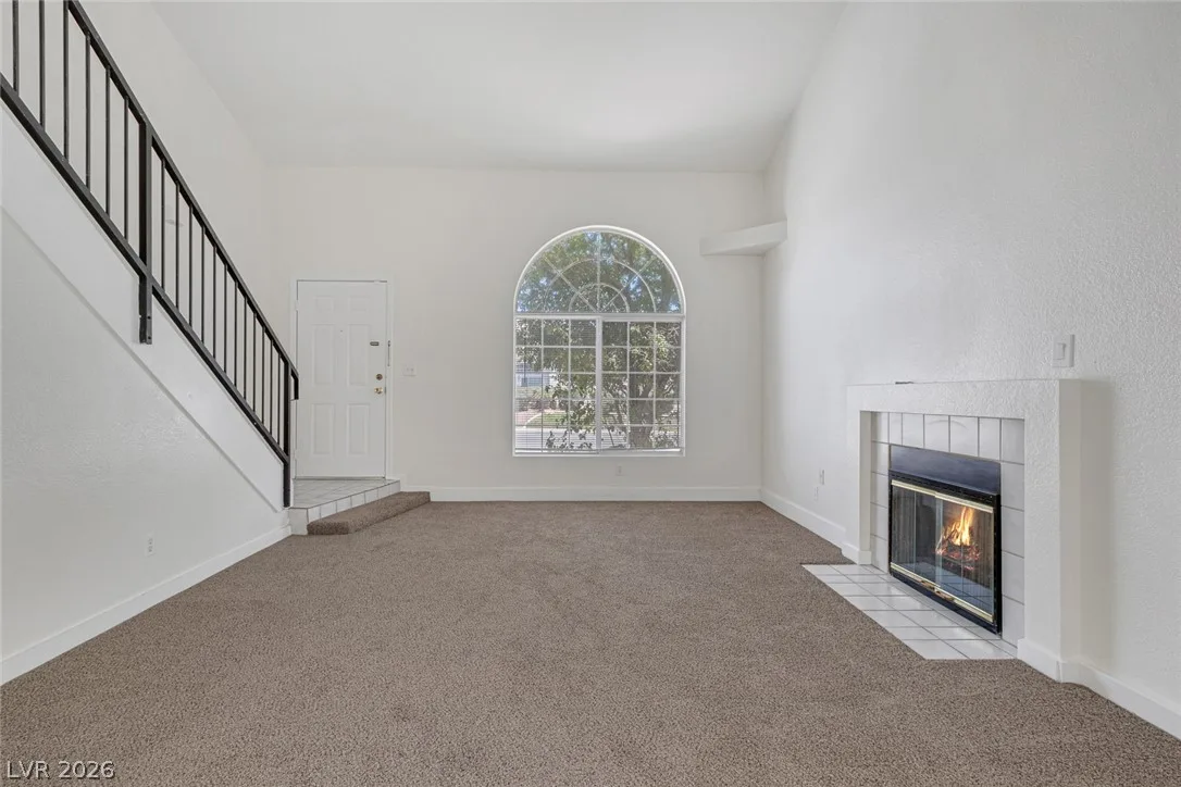 7979 West ROCHELLE Avenue 0 — photo 5