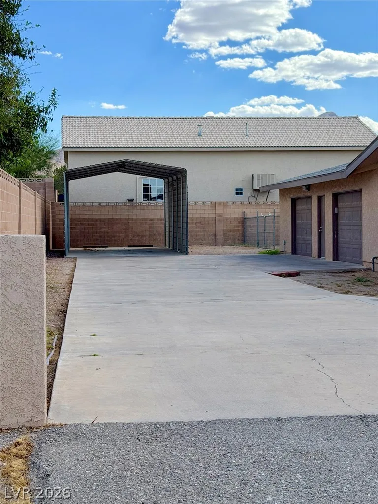 1571 Turf Drive — photo 3