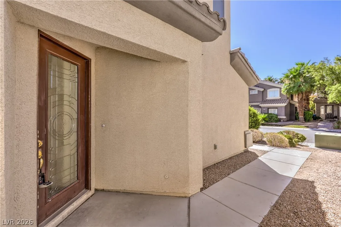 9694 Dieterich Avenue — photo 4 of 45