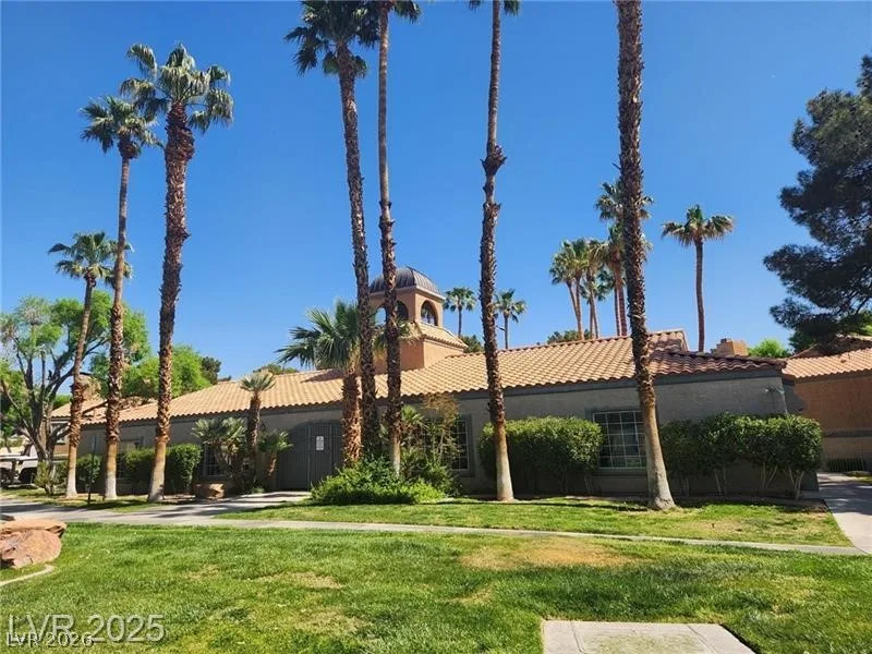 5220 Mission Carmel Lane 104 — photo 3