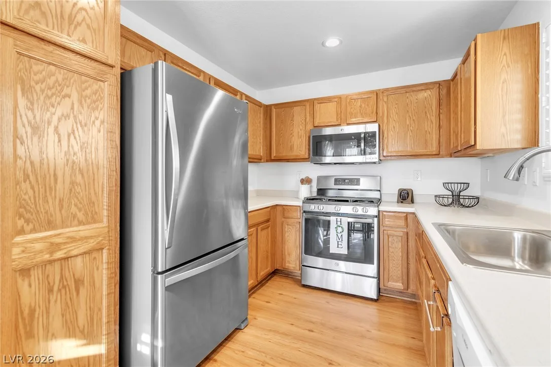 10470 Fancy Fern Street — photo 3