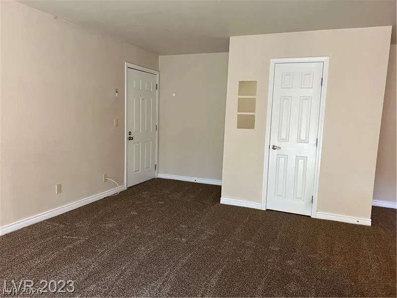 5295 Indian River Drive 316 — photo 3 of 17