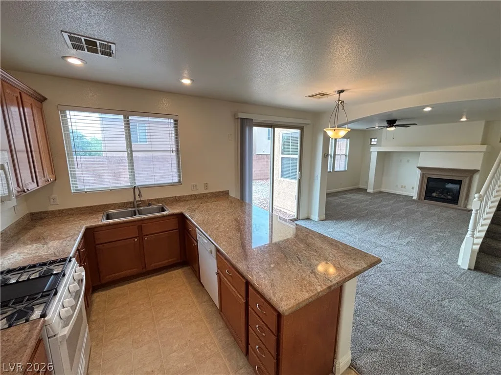 10735 Knickerbocker Avenue — photo 5
