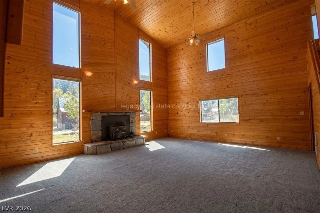 1129 East Ponderosa Road — photo 2