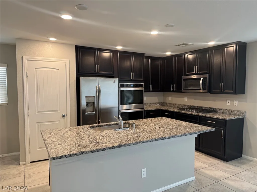5788 Mia Skye Street — photo 2