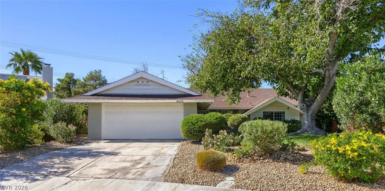 4424 Thompson Circle — photo 1