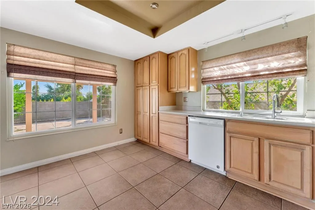 5206 Brentmead Drive — photo 5