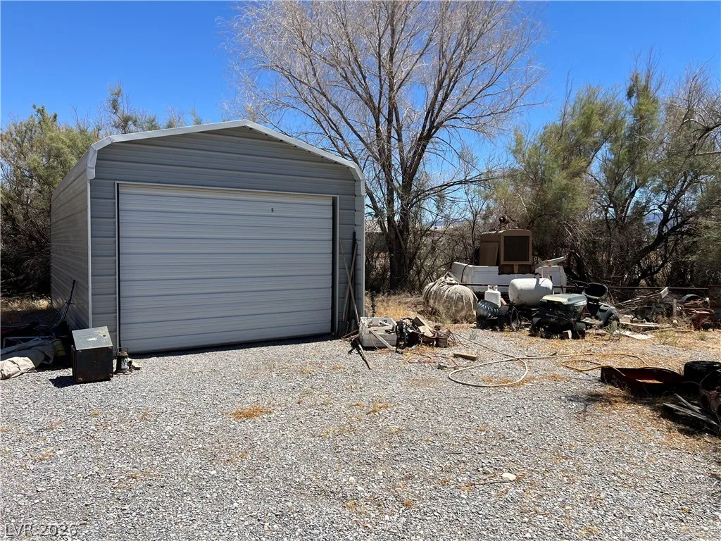 2831 Rita Drive — photo 3