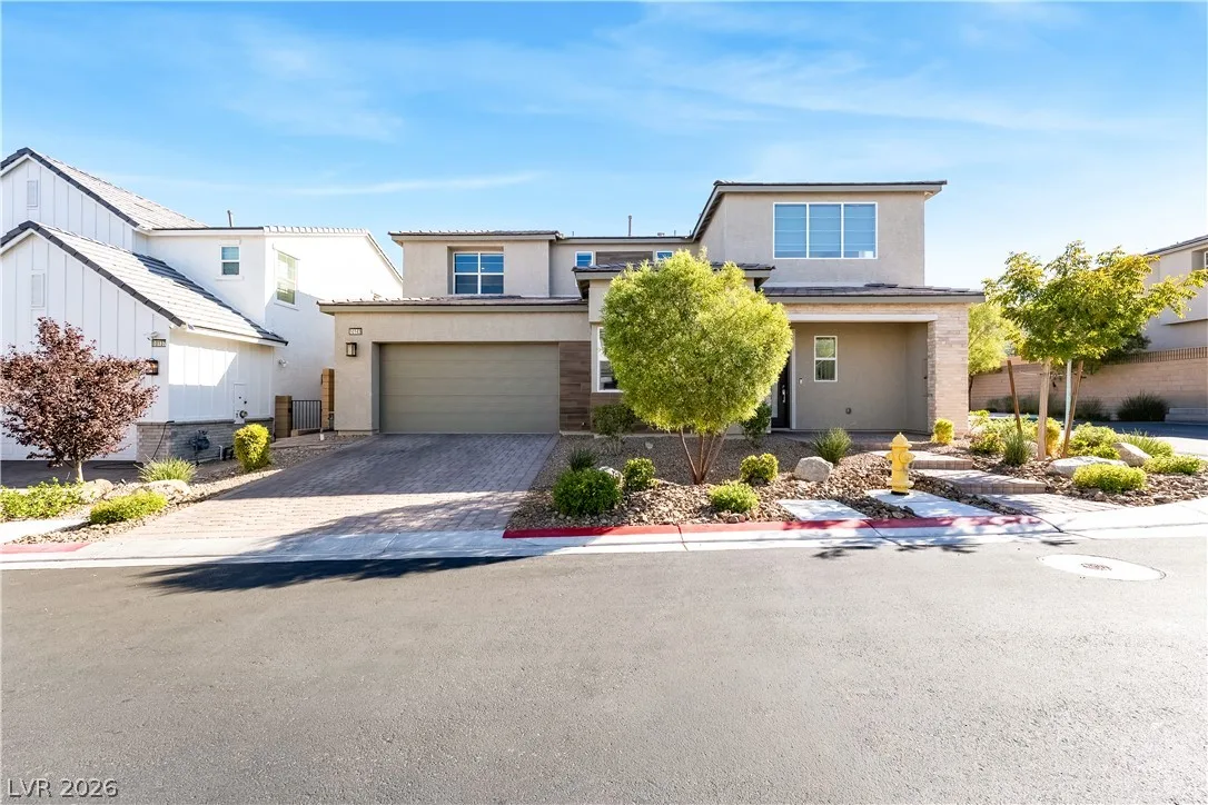 10143 Bismarck Palms Avenue — photo 1