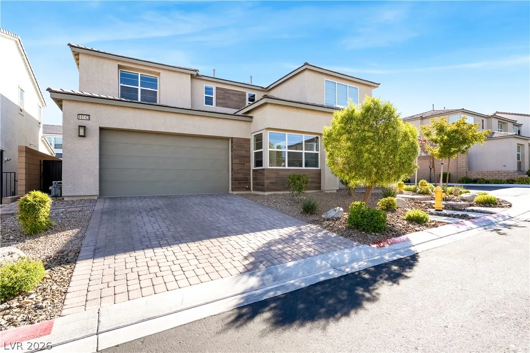10143 Bismarck Palms Avenue — photo 2