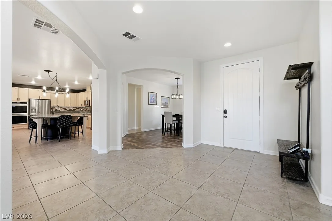 7572 Desertscape Avenue — photo 5