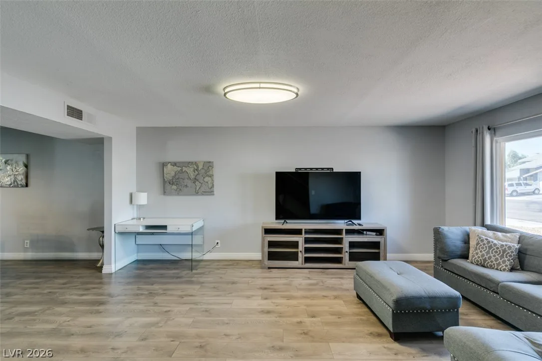 3770 Avila Street — photo 4