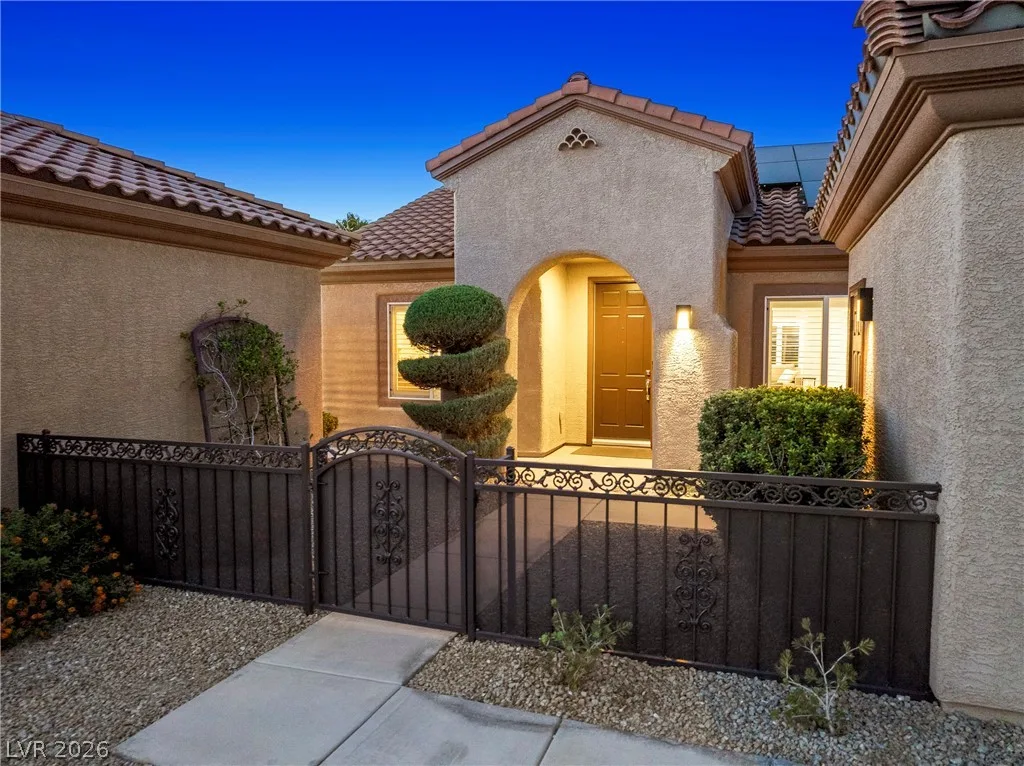 2432 Anderson Park Drive — photo 4