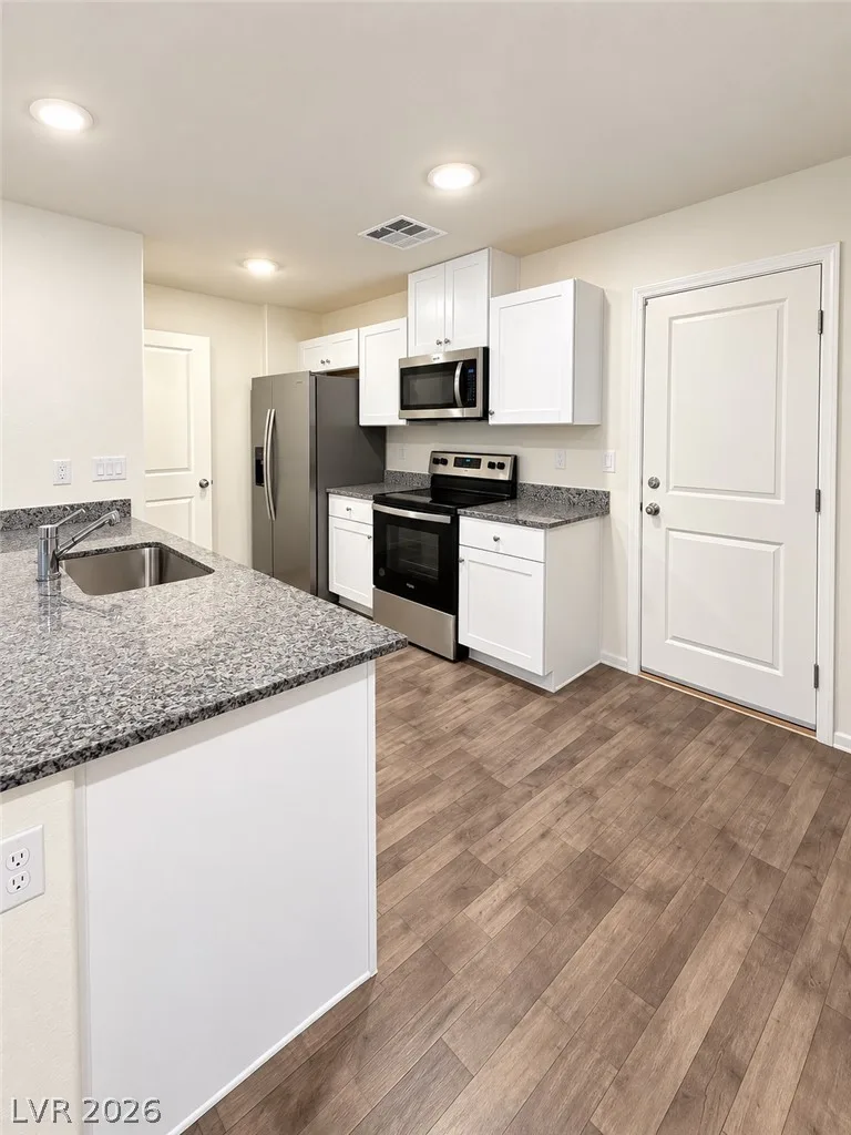 9122 Rory Storm Street 9122 — photo 3