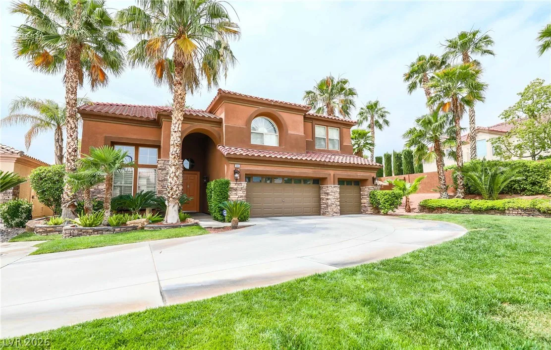 363 Highland Hills Court — photo 2