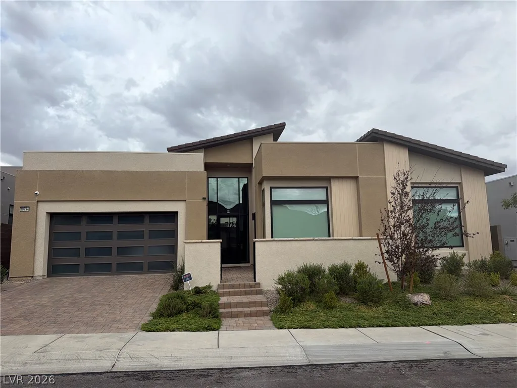 10794 Agate Cliffs Avenue — photo 1