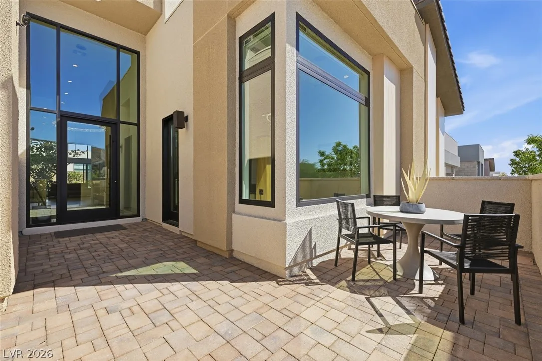 10794 Agate Cliffs Avenue — photo 5