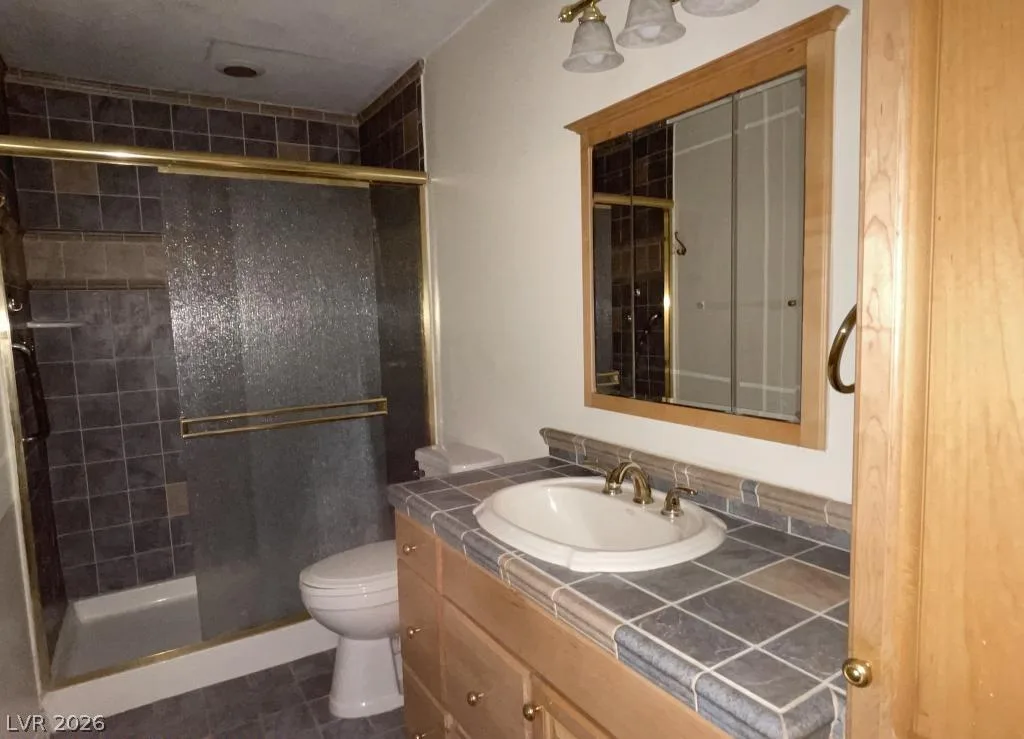 2438 El Paseo Circle — photo 5