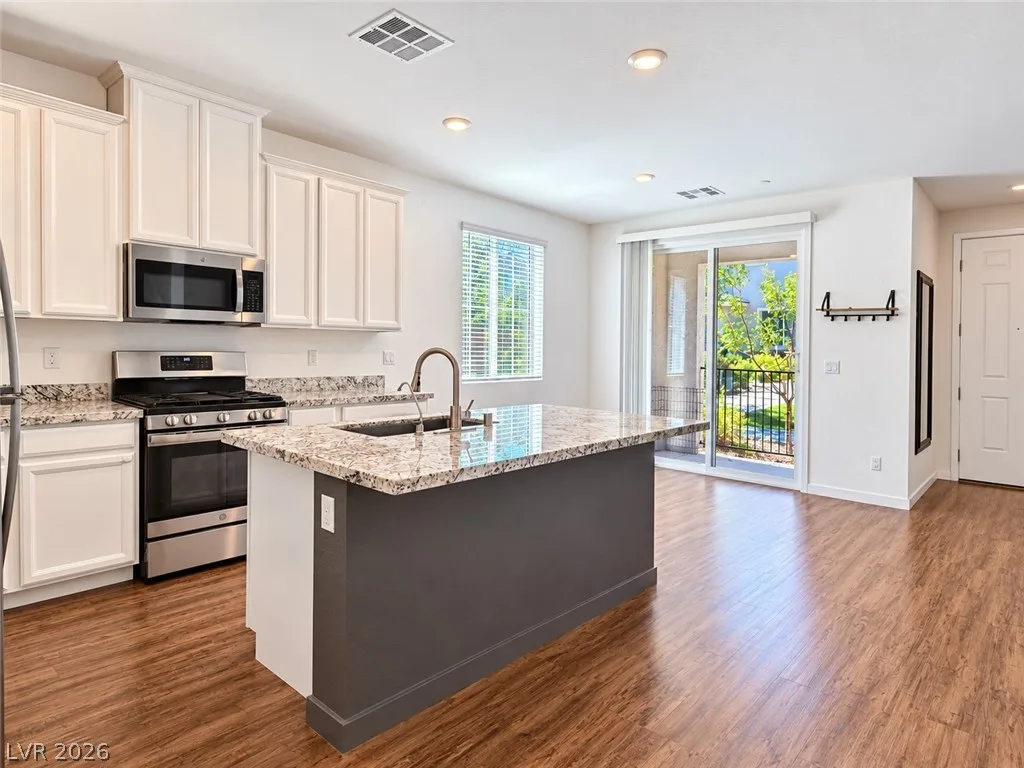 5730 Sky Pointe Drive 120 — photo 2