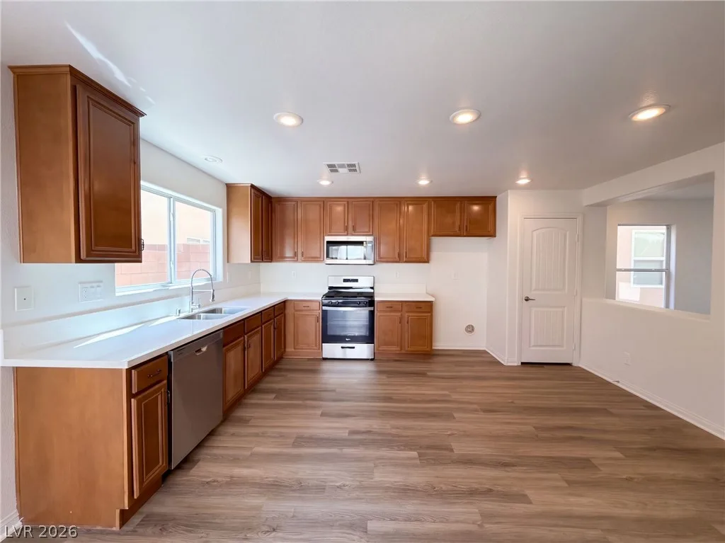 11606 Elcadore Street — photo 2