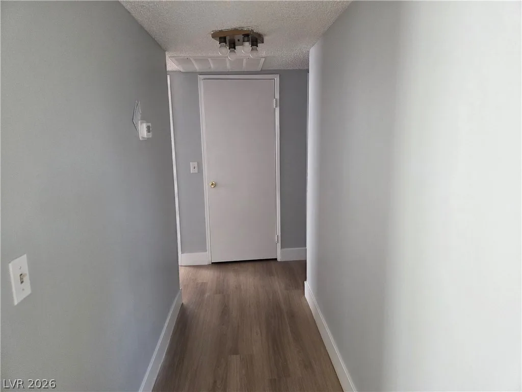 1405 Vegas Valley Drive 216 — photo 3