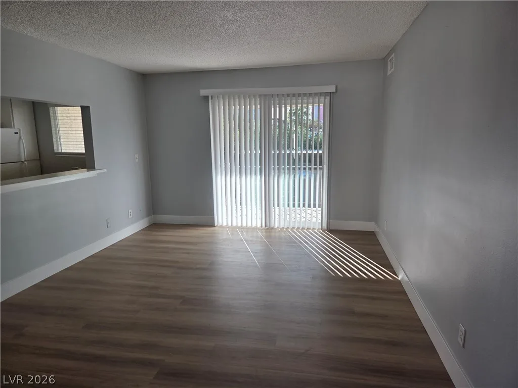 1405 Vegas Valley Drive 216 — photo 4