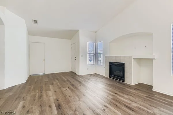 884 Cozy Valley Street — photo 5