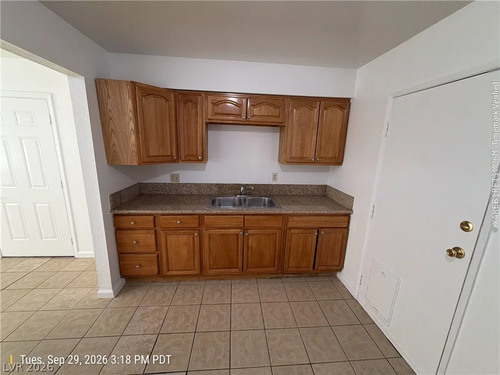 2118 Marlin Avenue 1/2 — photo 4