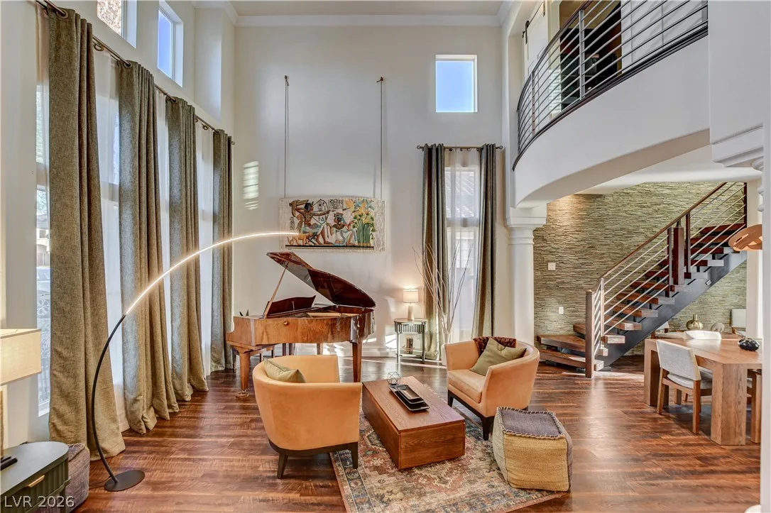 1409 Palantine Hill Drive — photo 2