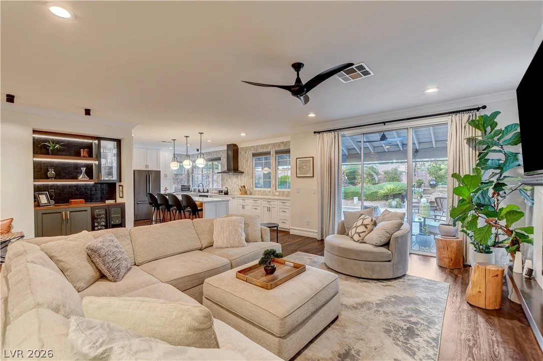 1409 Palantine Hill Drive — photo 4