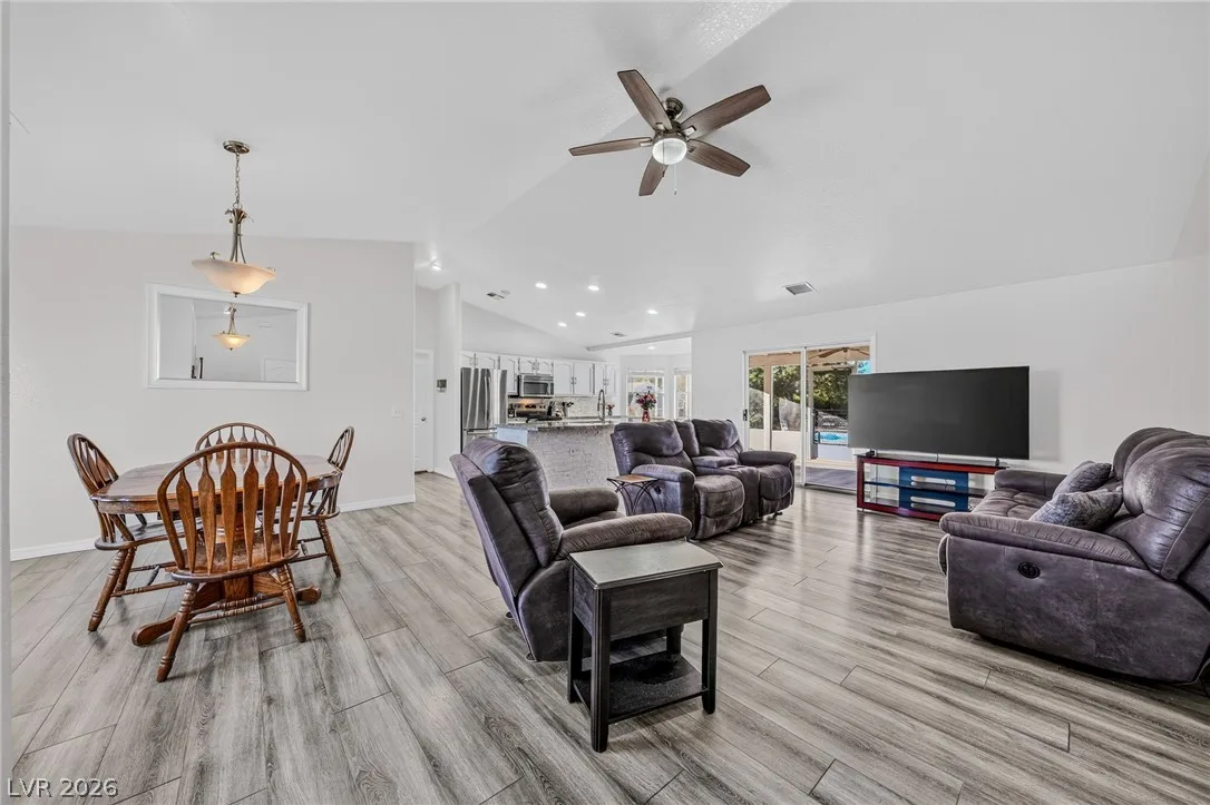 720 Indian Wells Court — photo 5