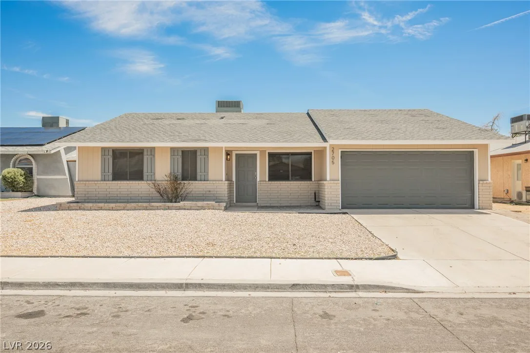 2705 Valparaiso Street — photo 1