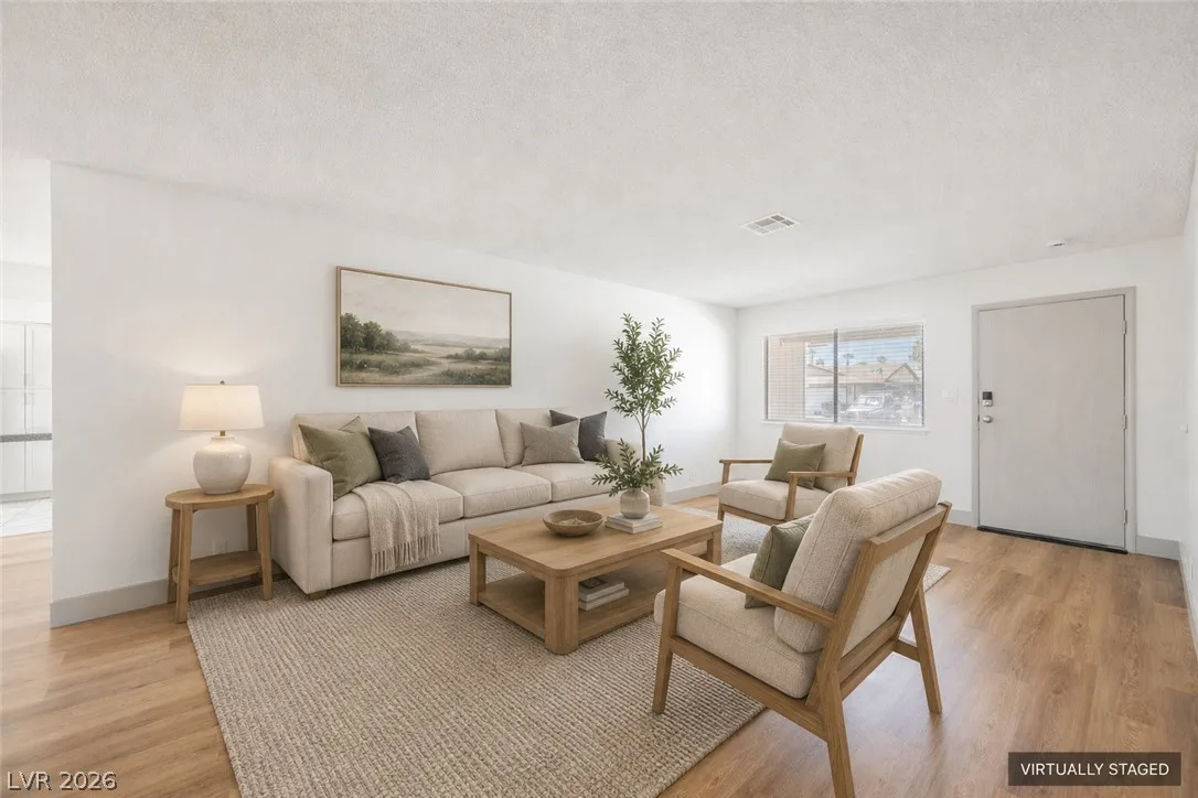 2705 Valparaiso Street — photo 4