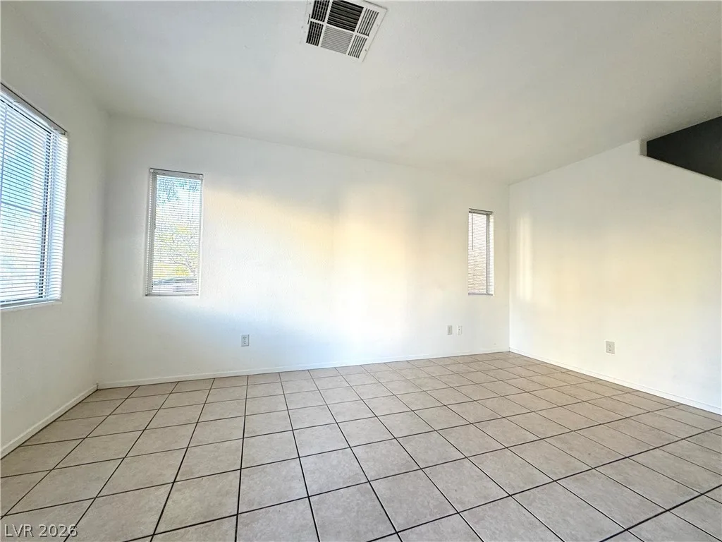 10433 Wyatt Earp Court — photo 4